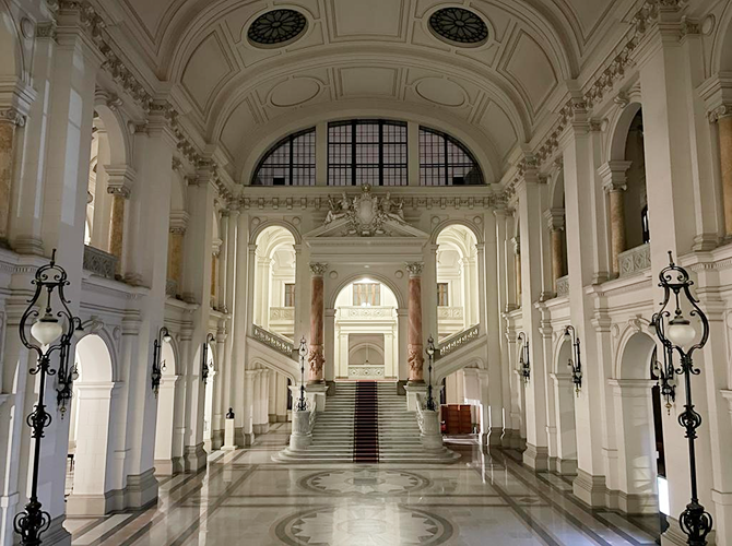 GMCID face parte din ecosistemul de proiecte în care experiența juridică și perspectiva de business se întâlnesc pentru a crea oportunități de dezvoltare și investiții. Implicarea în acest proiect reflectă convingerea că inovația și disciplina strategică pot genera structuri economice durabile.
